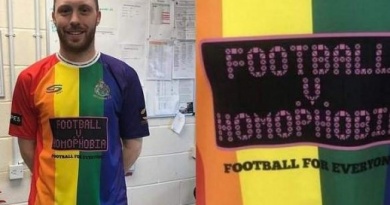 Altrincham FC nosit će dres u duginim bojama kao potporu nogometa protiv homofobije