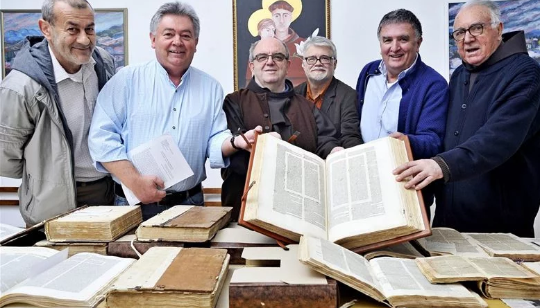 Senzacija iz poljudskog samostana: pronađeno 30 knjiga Marka Marulića!; I fratri u šoku, nisu bili svjesni kakvo blago se stoljećima krije u njihovoj knjižnici
