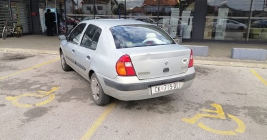 parkiranje a la idiot