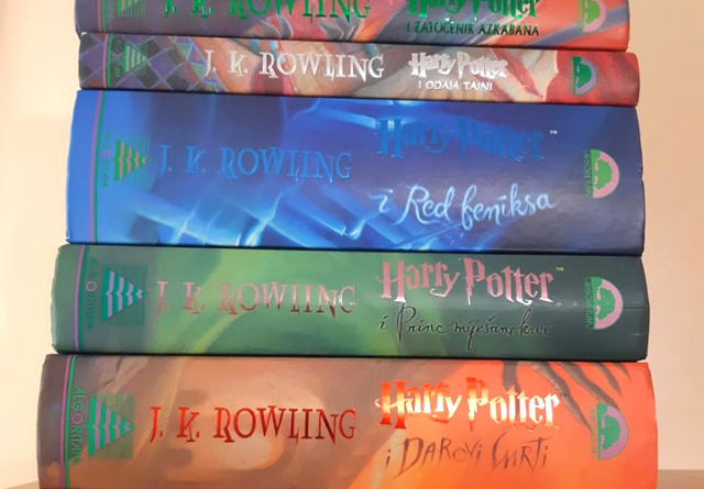 Prvo izdanje knjige o Harryju Potteru prodaje – Harry Potter!