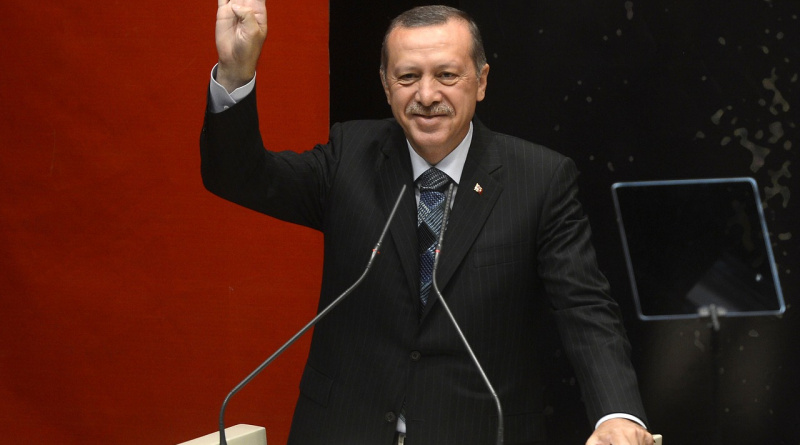 Turski predsjednik Erdogan pred izbore smanjio uvjet za odlazak u mirovinu za milijune ljudi