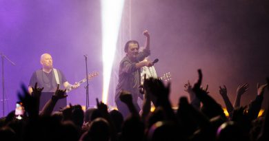 Spektaklom u Karlovcu započela Goran Bare & Majke tour u organizaciji TOP RADIJA