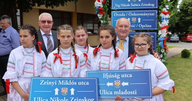 Međimurska županija nastavila s postavljanjem ploča naziva ulica i ustanova s dvojezičnim natpisom kao podrška pomurskim Hrvatima