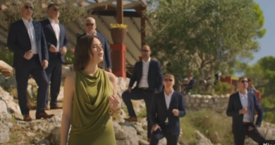 VIDEO: Mia Dimšić feat. Tomislav Bralić i klapa Intrade