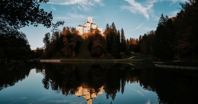 FOTO: Trakošćan u novom svjetlu: održana konferencija za medije povodom izložbe “Dvorac svjetla” FOTO: Trakošćan u novom svjetlu: održana konferencija za medije povodom izložbe “Dvorac svjetla”
