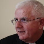 Riječki nadbiskup Uzinić: Zlouporaba vjere simptom je duhovne bolesti društva Riječki nadbiskup Uzinić: Zlouporaba vjere simptom je duhovne bolesti društva