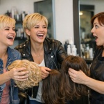 U frizerskom salonu U frizerskom salonu